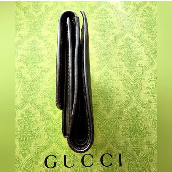 Gucci EUC chocolate color mens (unisex) wallet, 8 cardholders, cash, pocket - Picture 9 of 14